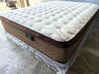 King organic cloud edition Europillow top 12inch Matres!!