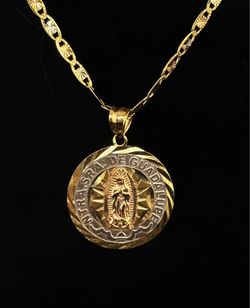 Gorgeous Tri color virgen Mary pendant
