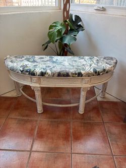 Upholstered bench