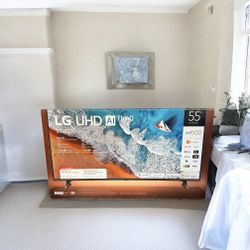 HD296 55” Lg smart 4k led Uhd tv floor model 