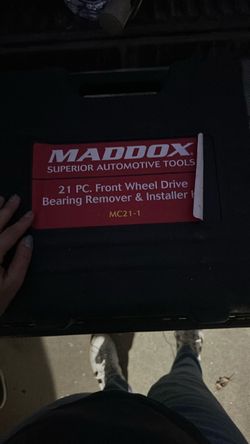 Maddox 21 PC Front Wheel Drive Bearing Remover & Installer Kit