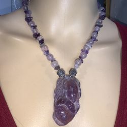 AWESOME CARBED AMETHYST NECKLACE 