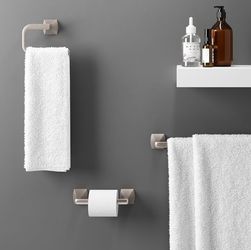 Pfister Bruxie 3 pc Bathroom Hardware Set in Brushed Nickel