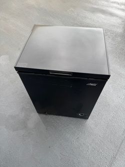 Freezer deep chest (free local delivery)