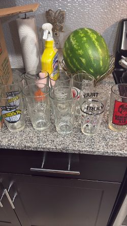 9 bar/beer pint glasses
