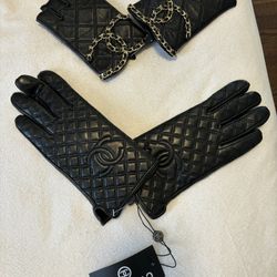 Chanel gloves 