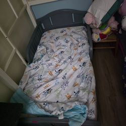 Plastic toddle beds with bedding x2
