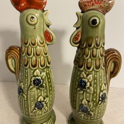 Vintage Ceramic Rooster salt and pepper shakers Quon Quon Japan hen Figurine SET