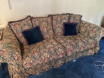 Very comfy couch and love seat