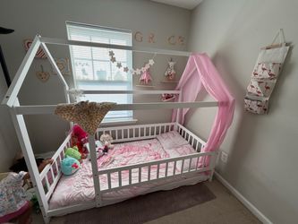 White Toddler House Bed Frame with Rails and Mattress