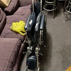 Fold Up Full Size Wheelchair 