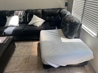 Sectional couch