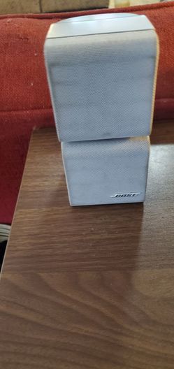 Bose Jewel Cube speakers