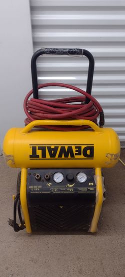 DEWALT Portable Air Compressor with Hose
