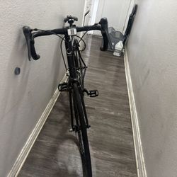 Corsa Velox road bike.