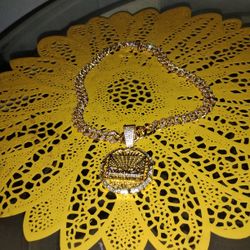 ICED OUT LAST SUPPER PENDANT & CHAIN 