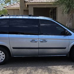 2005 Chrysler Town & Country