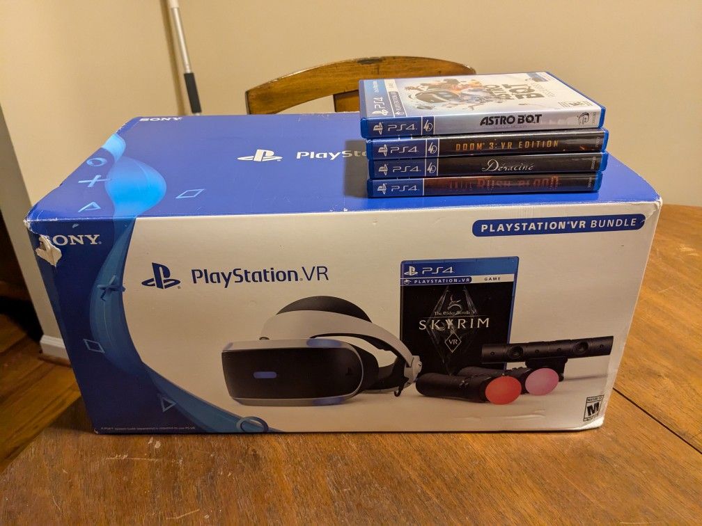 PSVR Headset Lightly Used With Games, Complete With PS5 Adapter