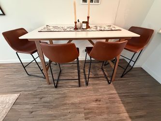 Bar Height Dining Table with 4 Stools