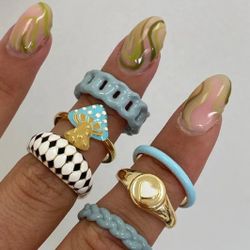 Rings/ Bracelets $10