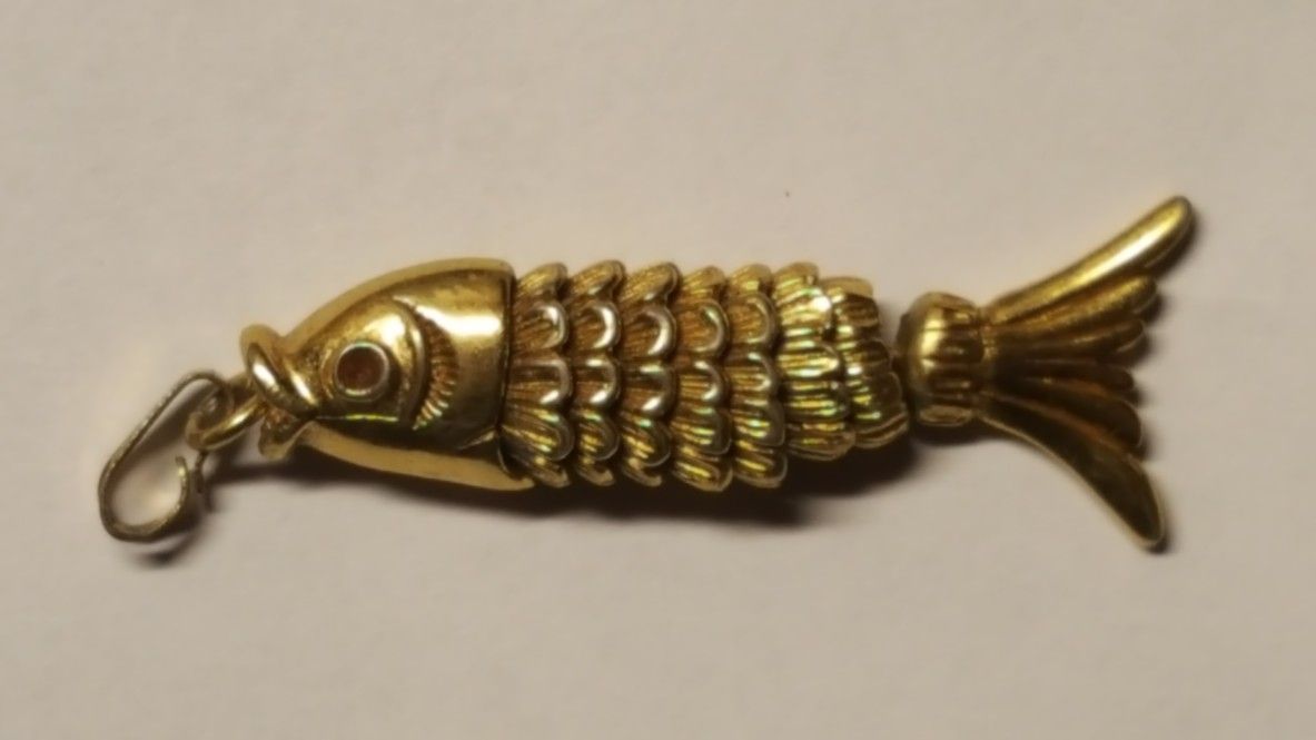 Vintage Monet Gold tone reticulated fish charm