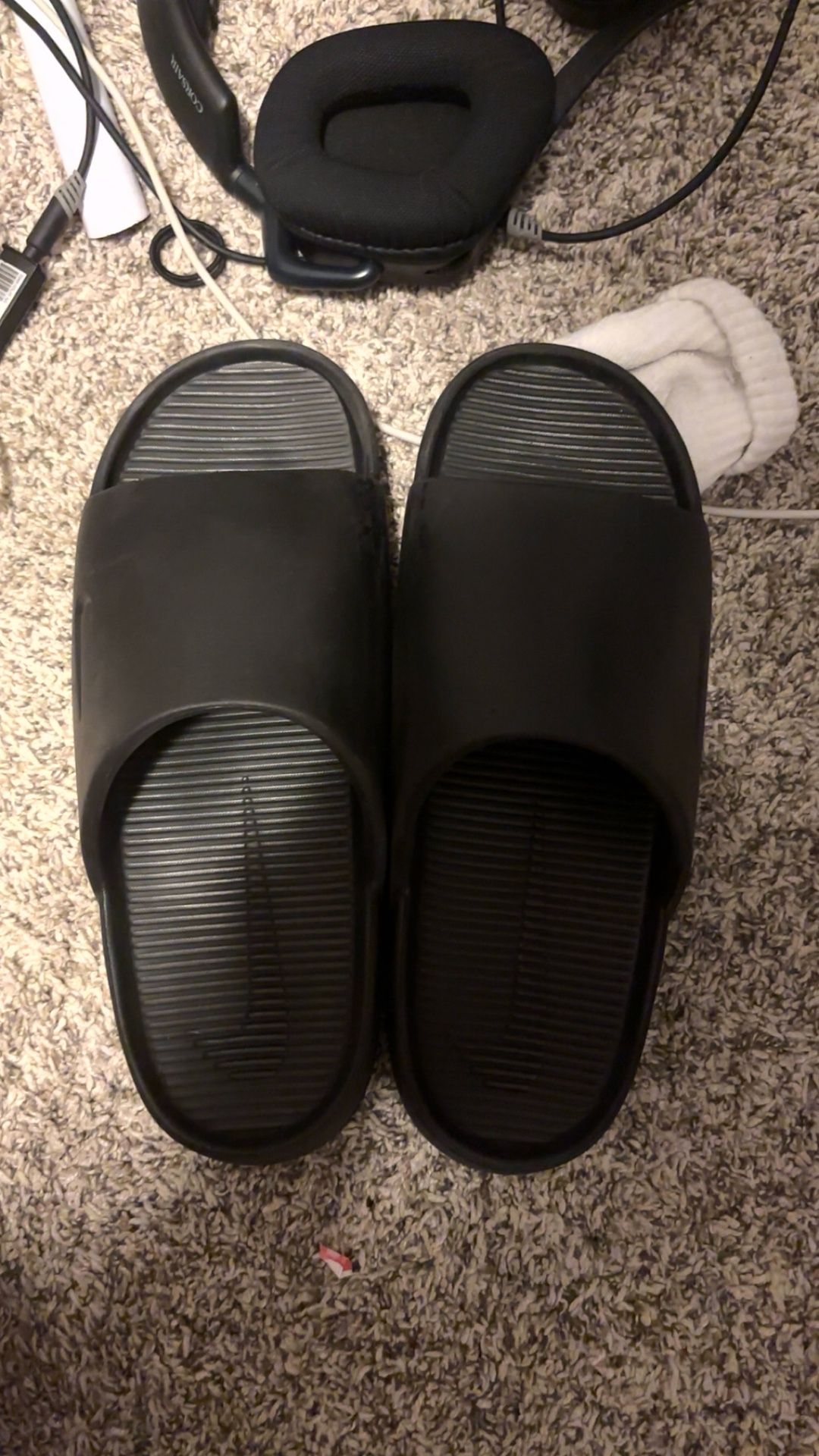 nike men’s calm slides all black
