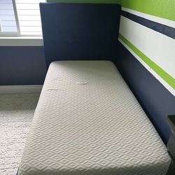 Twin Bed With Mattress 