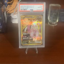 Team Rocket's Mewtwo Ex #130 psa 10