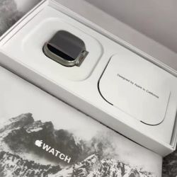 99% New Apple Watch Ultra 2 49mm Titanium