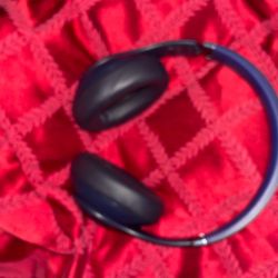 BEATS STUDIO PRO - NAVY BLUE- LIKE NEW!!!!