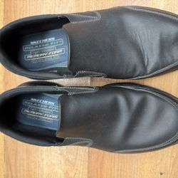 Skechers Men’s Work Relaxed Fit Shoe Size 12 