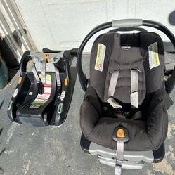 Evenflo Infant Car seat With Extra Base