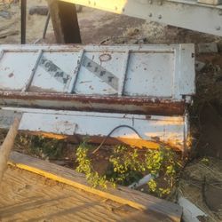 Electric Tommy Lift Gate, 85 Ford