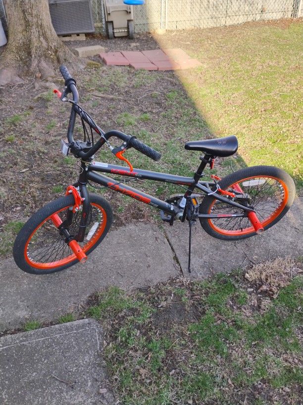 20" Kent Freestyle Bike