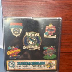 1997 MARLINS WORLD SERIES CHAMPIONS COMMEMORATIVE PIN SET LIMITED EDITION /5000