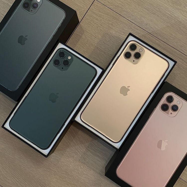 iPhone 11 Pro Max 64 gig unlocked $$$offer special $80 down payment $$$