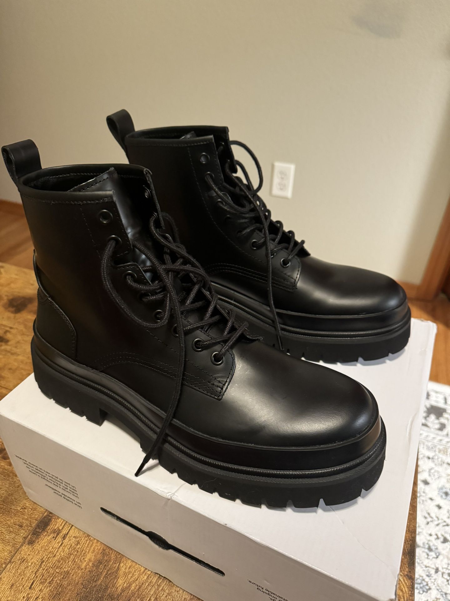 Black Combat Aldo Boots 9.5