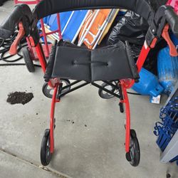 Nitro erro Walker