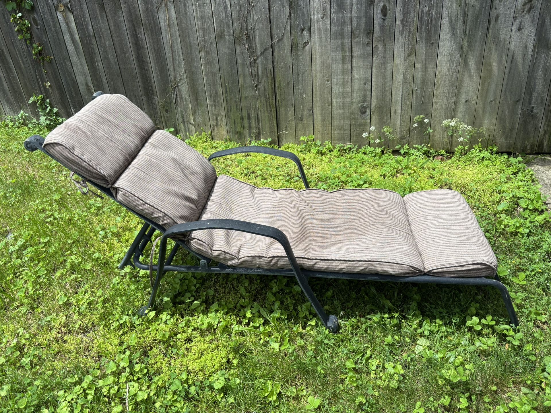 Outdoor Lounge Chair