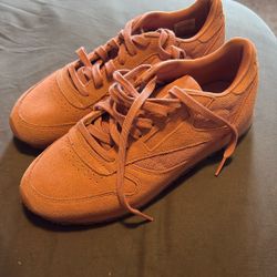 Reebok Shoes Size 8