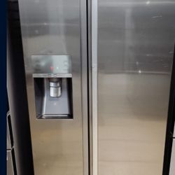 Samsung Counter Depht  Side By Side Refrigerator 