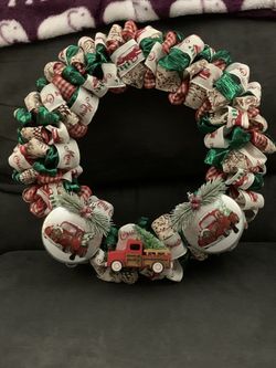 Red Truck Wreath