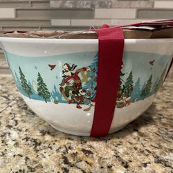 Disney Mixing Bowl Set - 2022 Vintage Christmas Mickey And Friends
