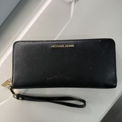 Michael Kors wallet