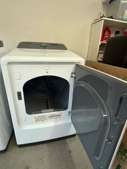 Washer and Dryer works MUST GO