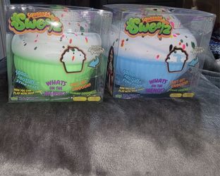 Squeezee Sweetz Scented Cupcake Squishy