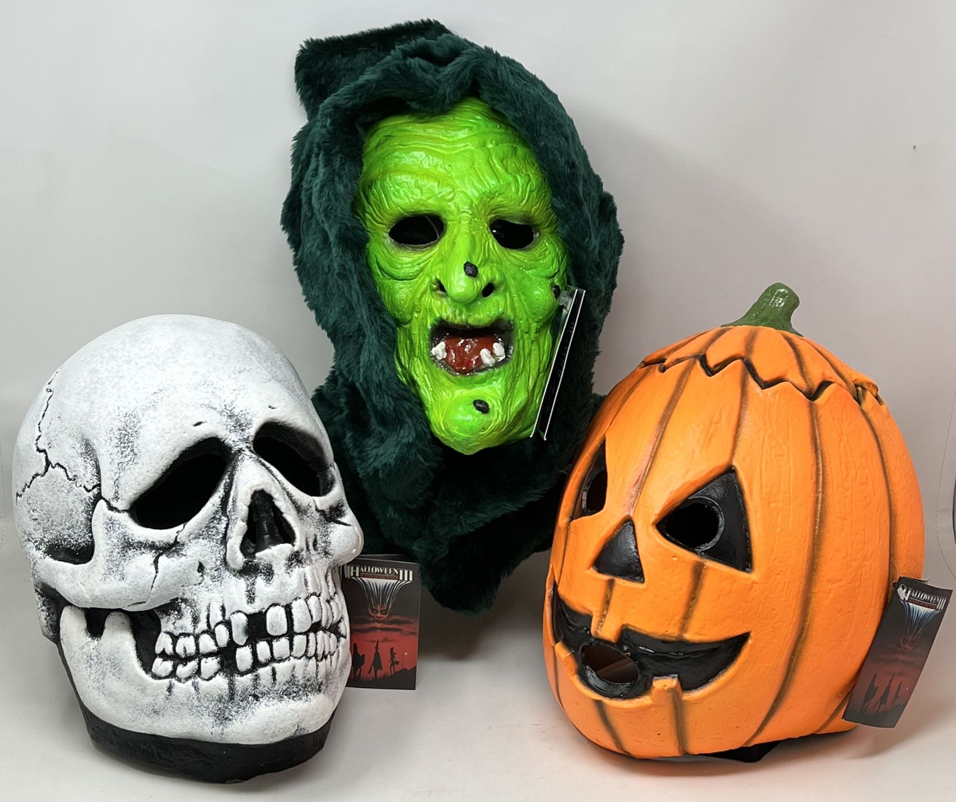 NEW w/Tags - Shamrock Silver Halloween 3 III Trick Or Treat Studios 3pc Mask Set