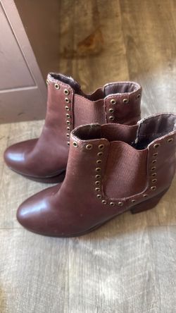 Ladies boots