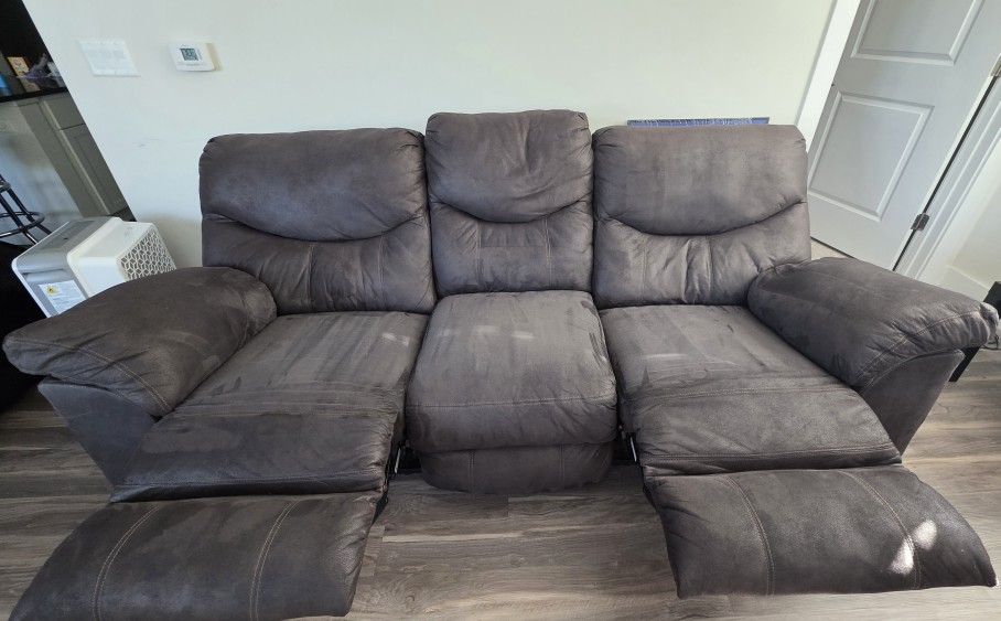 Reclining Sofa & Love Seat