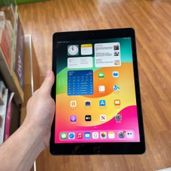 iPad 8th Generation 32GB WiFi Only Used 